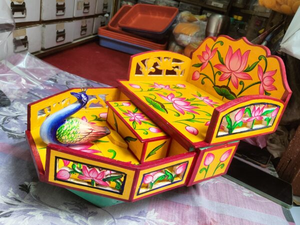 naav hand painted - Image 2